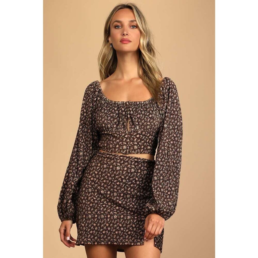NWT Lulus Certain Love Brown Ribbed Floral Print Long Sleeve Crop Top MSRP $48